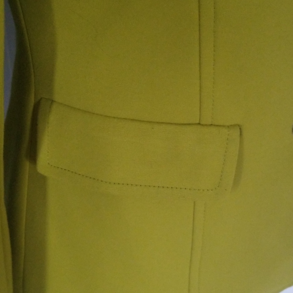 Blazer - Picture 3 of 6